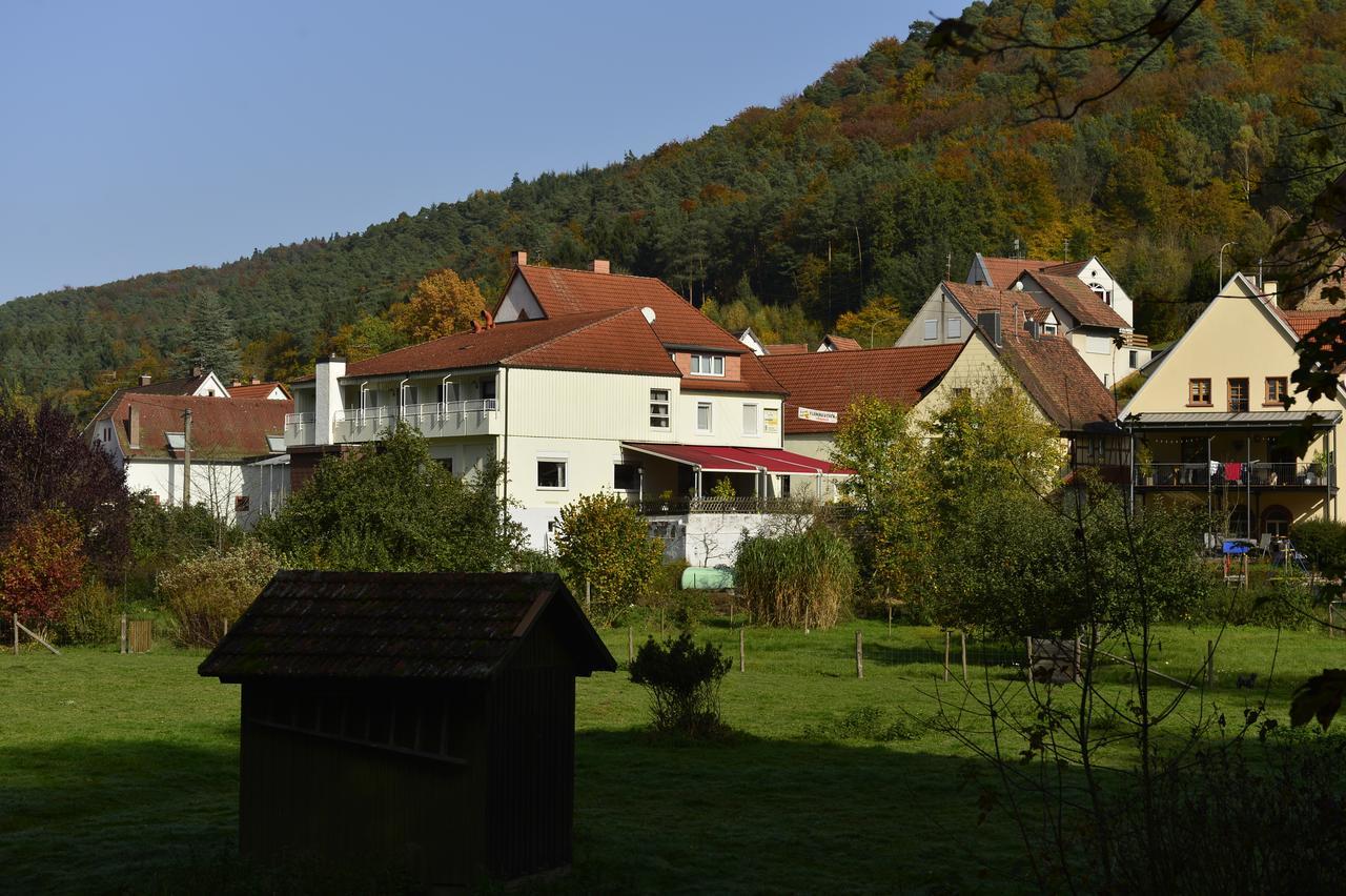 Landhotel Zur Wegelnburg Bruchweiler-Bärenbach Zewnętrze zdjęcie